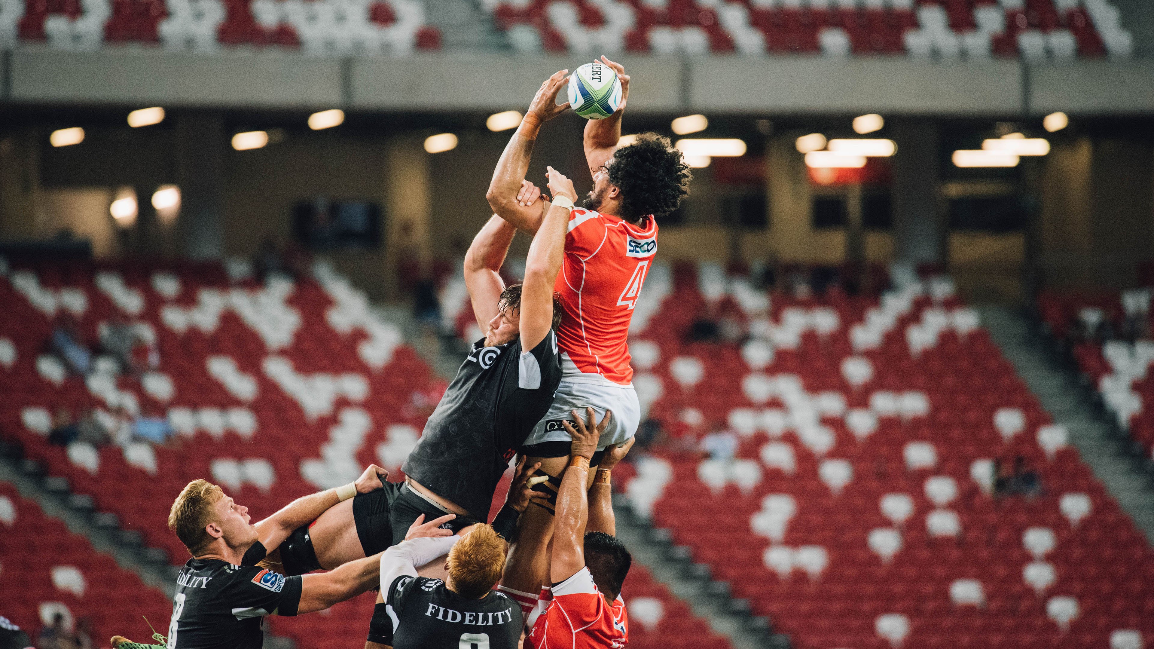 仰泳对决中立代表队A不惧强敌表现冷静,仰泳决赛